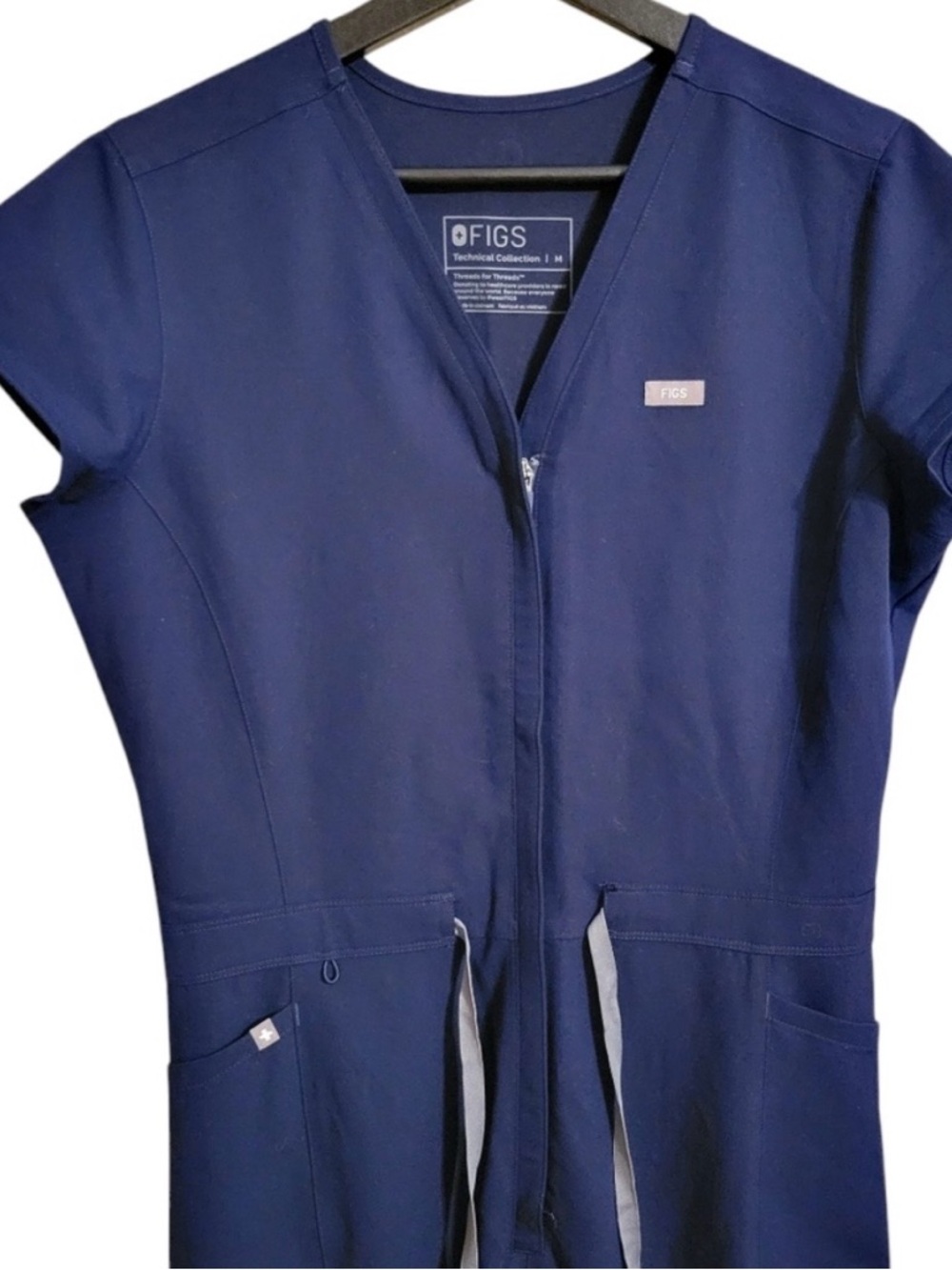Figs Navy Blue Jumpsuit Jogger Scrubs Size Medium - Picture 3 of 9